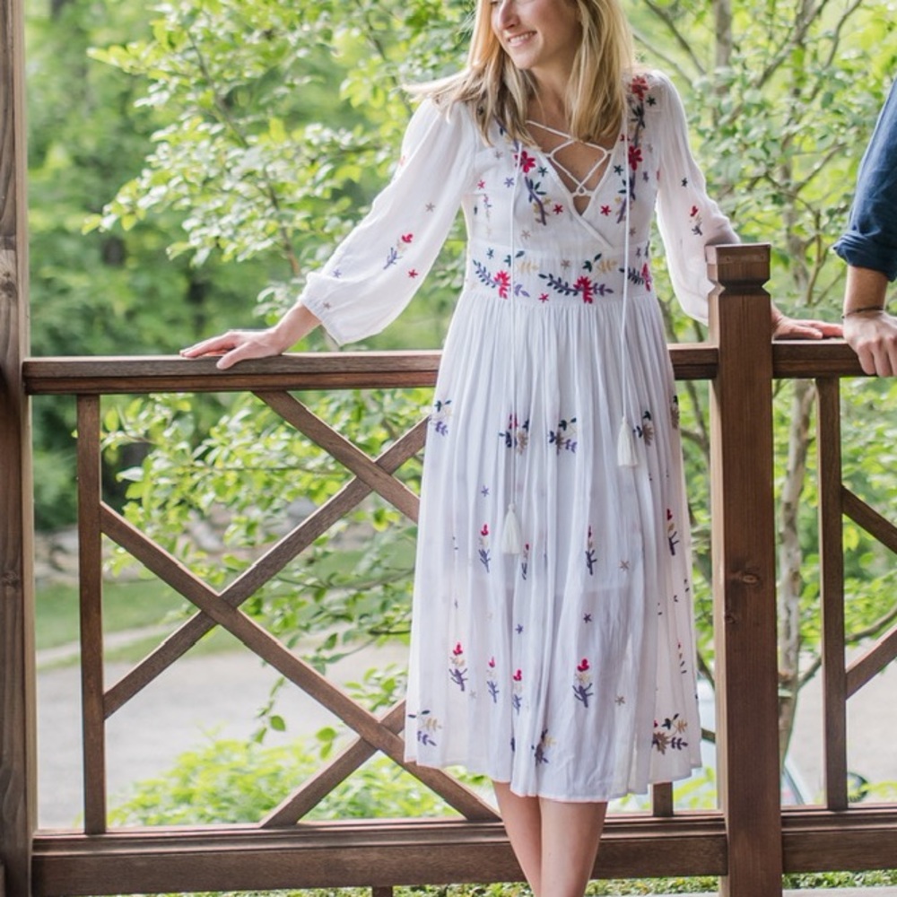Raga Floral White Embroidered Midi Dress Long Sleeve